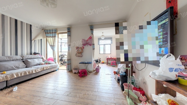 金实小区·春实园二手房实景图