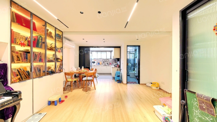 七海花园二手房实景图