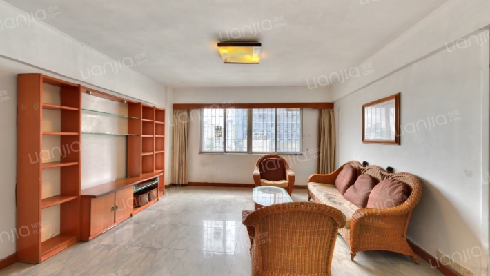 吉大商检宿舍楼二手房实景图