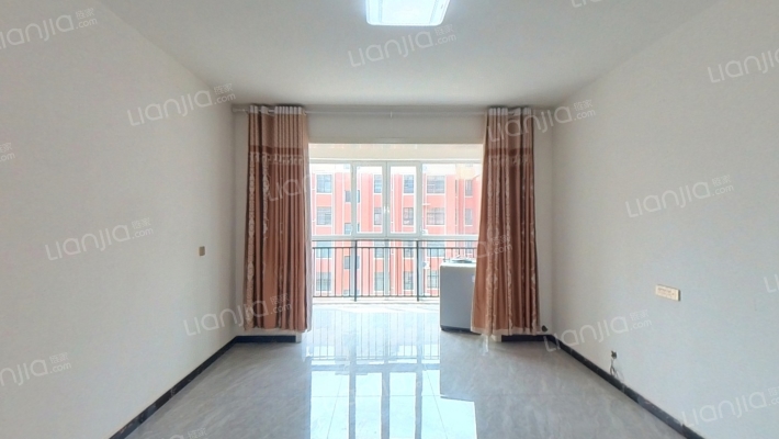 中汇·蓝天花园二手房实景图