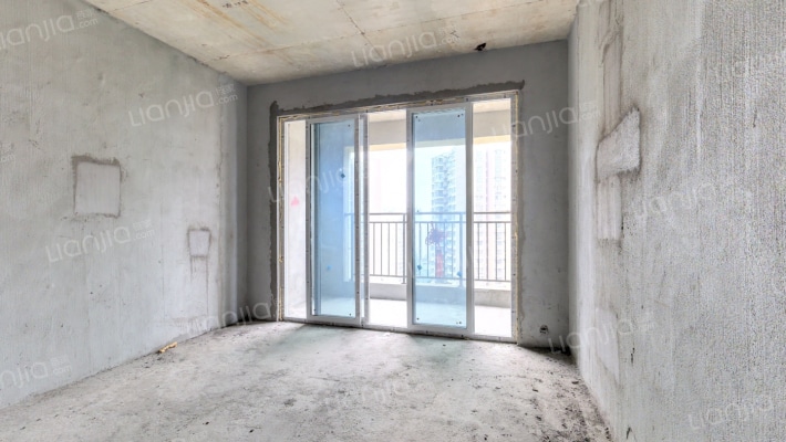 远东卡地亚花园城二手房实景图