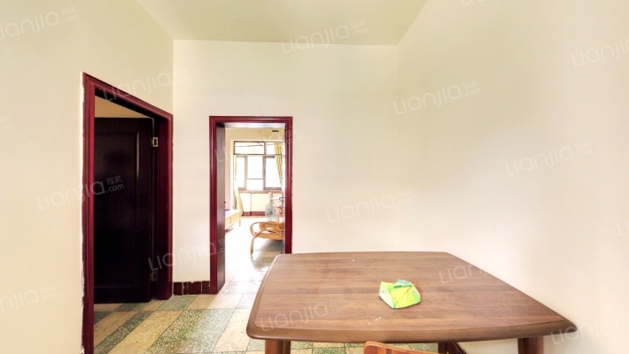 美专校街二手房实景图