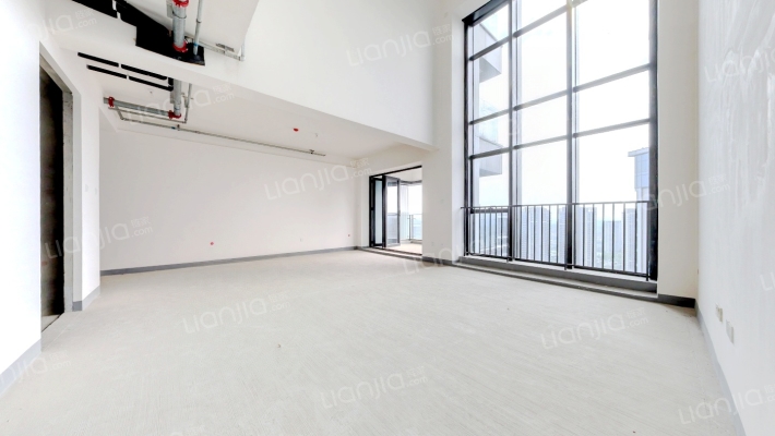 蔚蓝阁B区二手房实景图