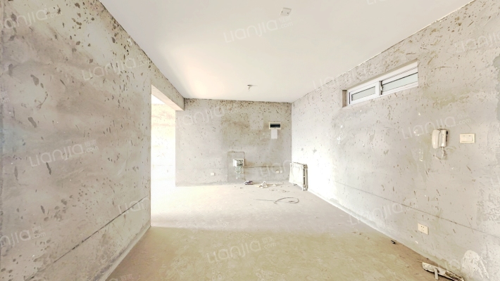 东泰百合苑二手房实景图