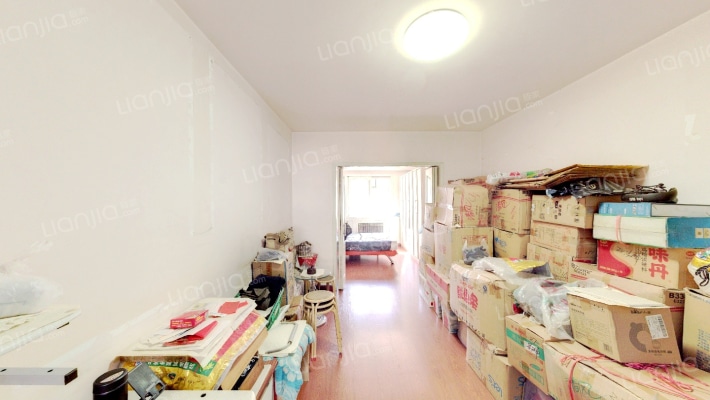 普康里二手房实景图