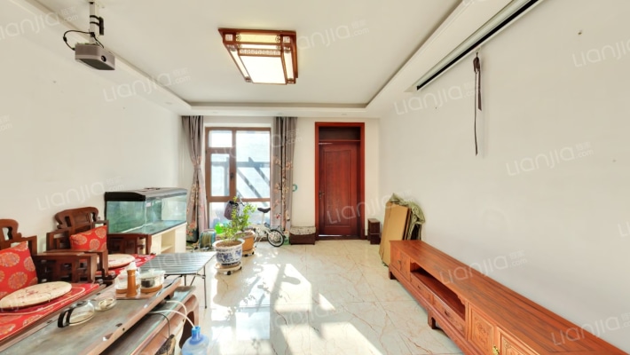 泰盈九如溪谷二手房实景图