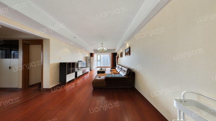 武汉国博新城锦江府二手房实景图