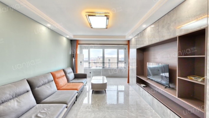 世茂云图二手房实景图