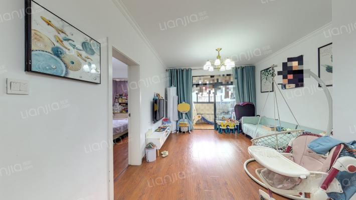 前城上品二手房实景图