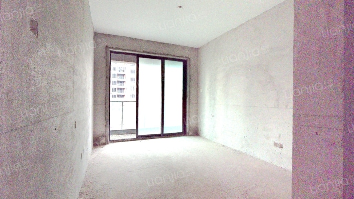 中嘉领骏二手房实景图