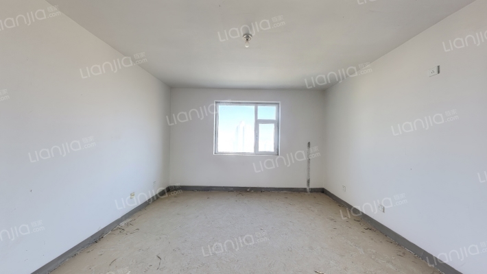 中鹏玥园二手房实景图