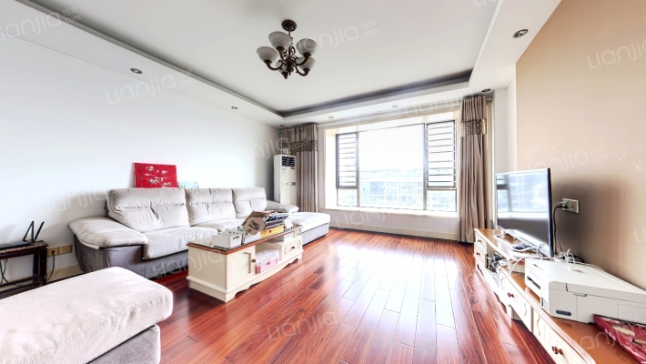 金河国际华庭二手房实景图