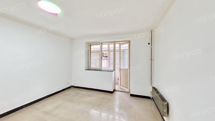 芳园南里二手房实景图