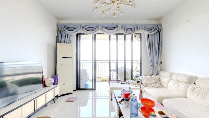 福晟钱隆湾畔二手房实景图