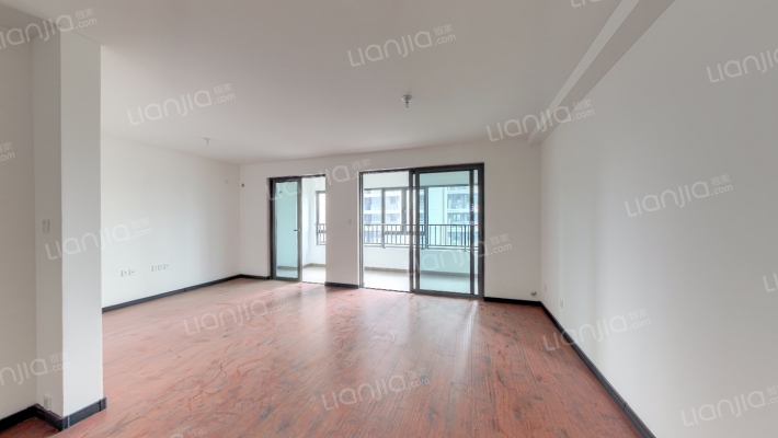 伟星玖玺台二手房实景图