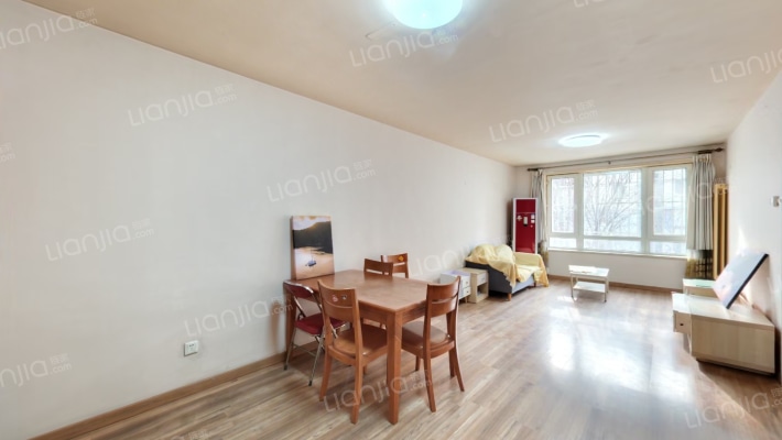 龙禧苑一区二手房实景图