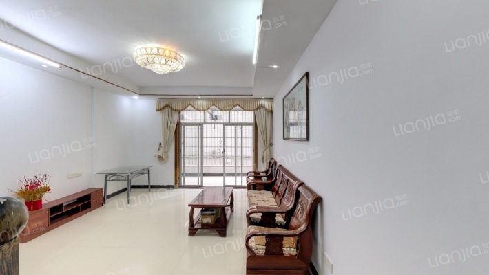 河畔名居二手房实景图