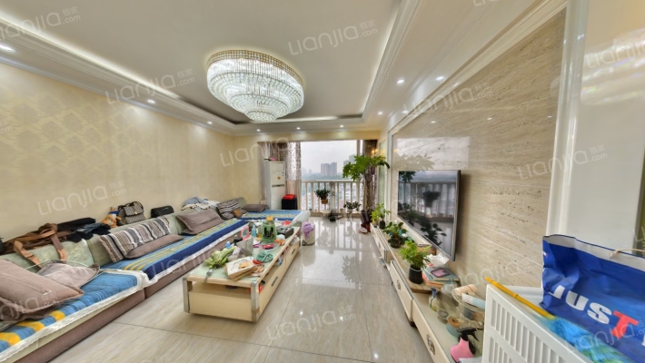 琴鹤南滨二手房实景图