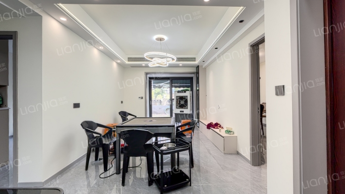 中建滨江星城二手房实景图