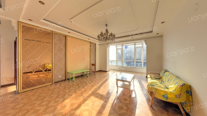 边防小区二手房实景图