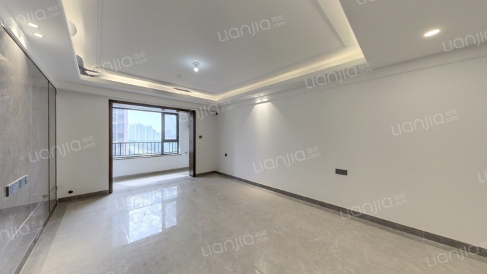 美的罗兰翡丽二手房实景图