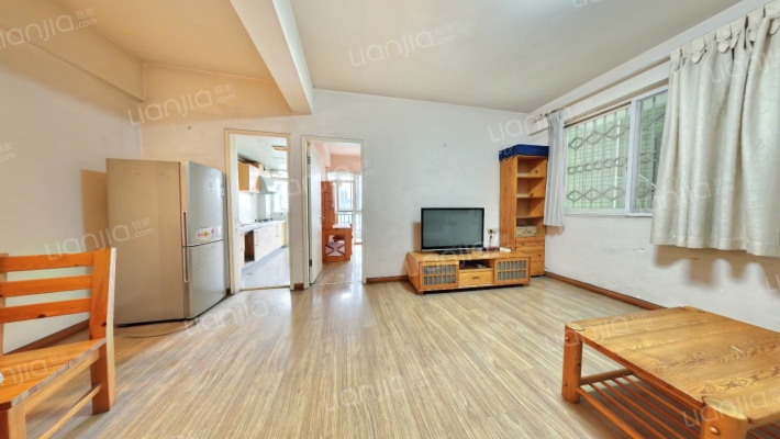 嘉怡苑二手房实景图