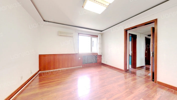 金力大厦二手房实景图