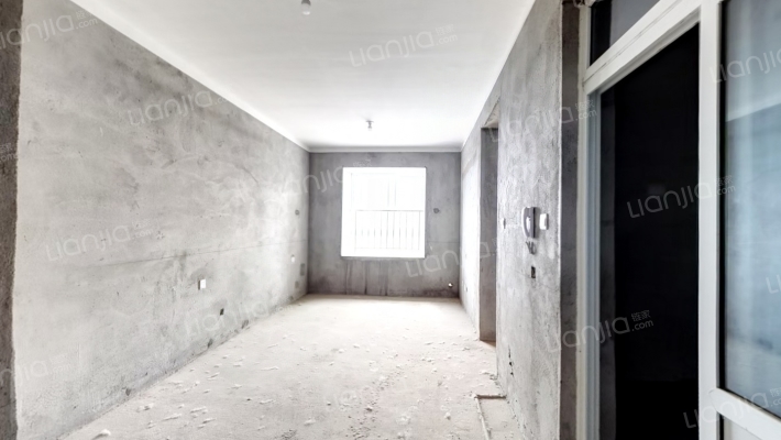 建设嘉苑二手房实景图