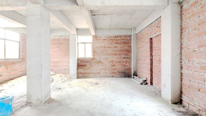 张家边三村新桥下街二巷48号二手房实景图