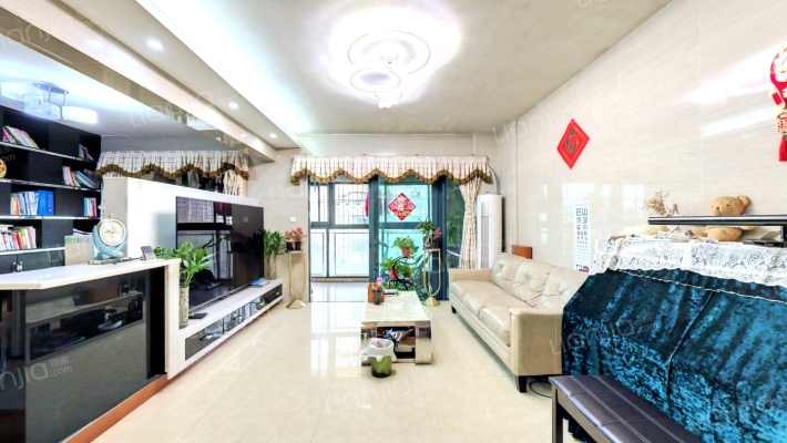 顺德雅居乐花园二手房实景图