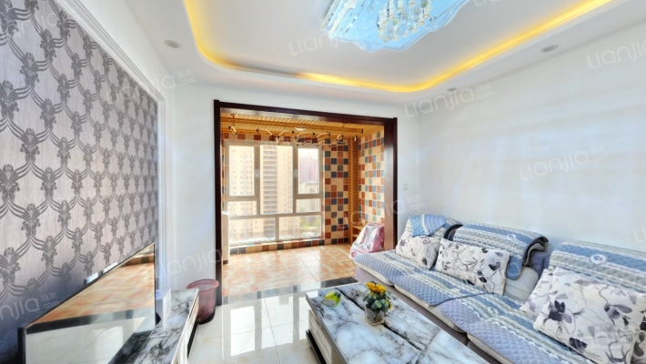 悦美国际花园二手房实景图