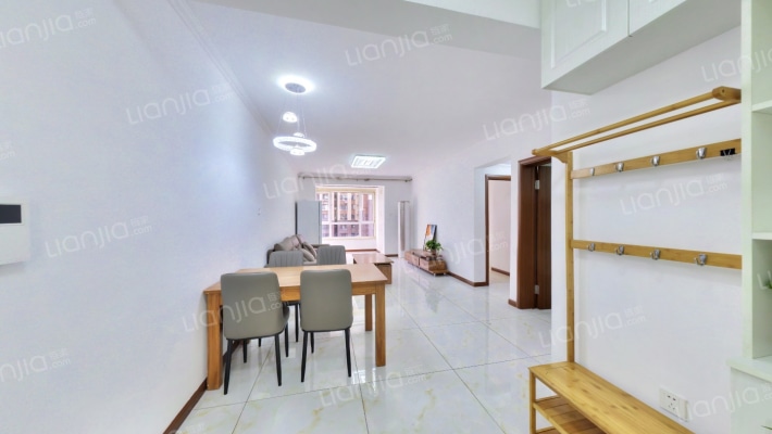 万达江畔华城A区二手房实景图