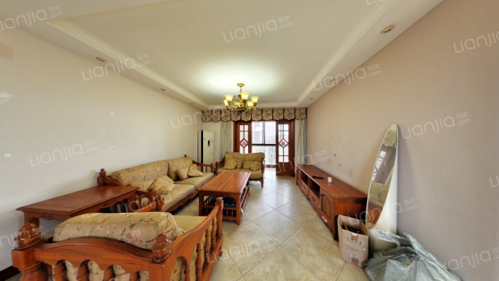 新城新世界一期二手房实景图