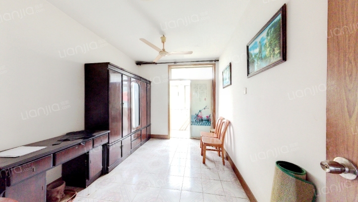 荣事达小区二手房实景图