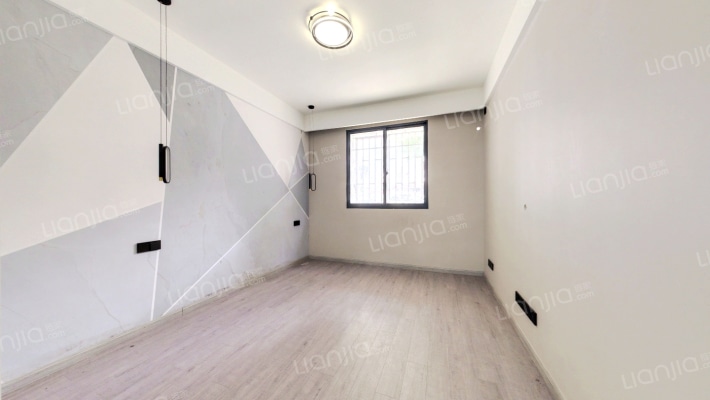 苗圃路138弄二手房实景图