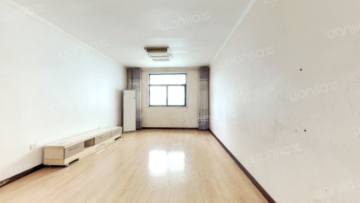 金地玫瑰公寓二手房实景图