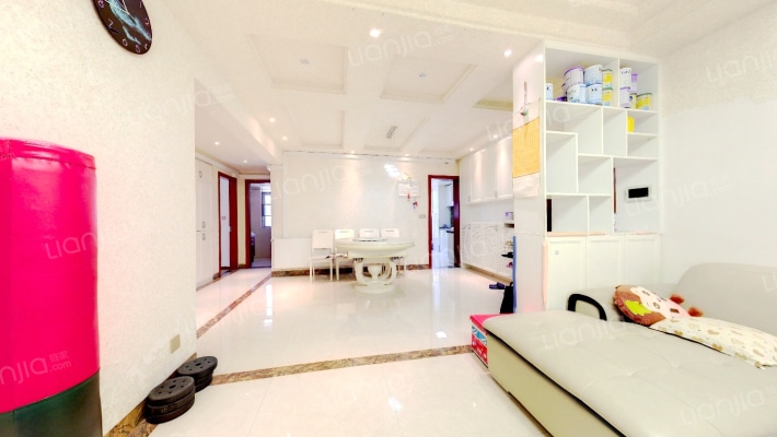 保利公园2010安科纳二手房实景图