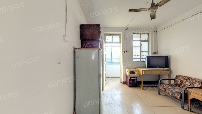 区委家属院二手房实景图