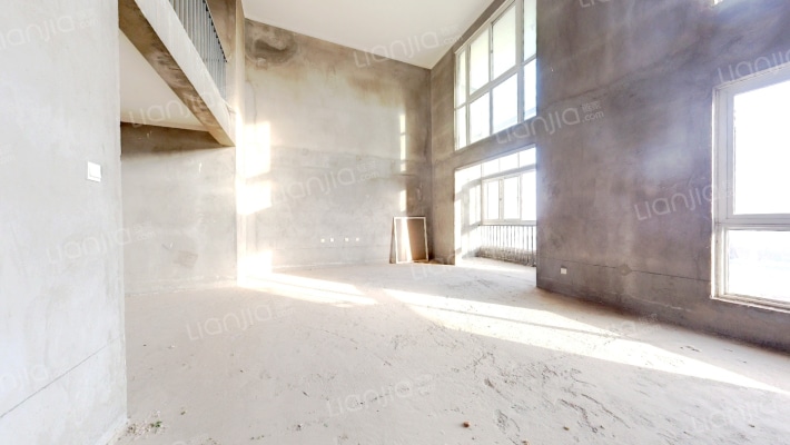 山水生态城南区二手房实景图