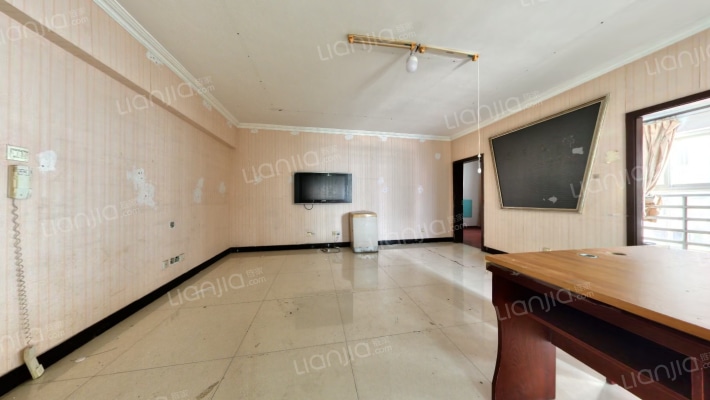 华菱新城地标二手房实景图