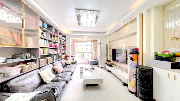 蓝光锦绣城二期二手房实景图