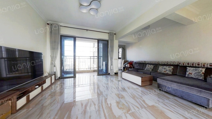 峰景豪苑二手房实景图