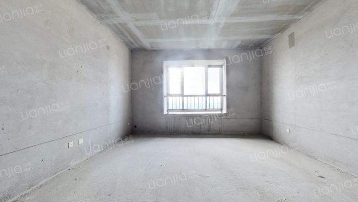 鼎天东尚二手房实景图