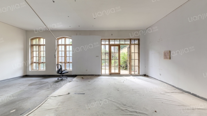 溪上玫瑰园二手房实景图