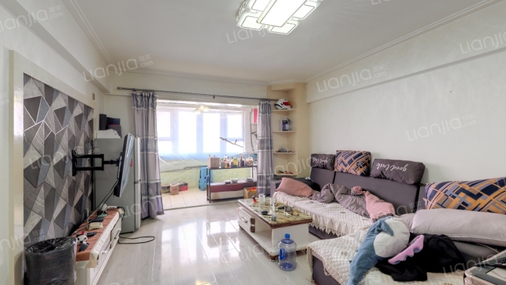 彩云间小区二手房实景图