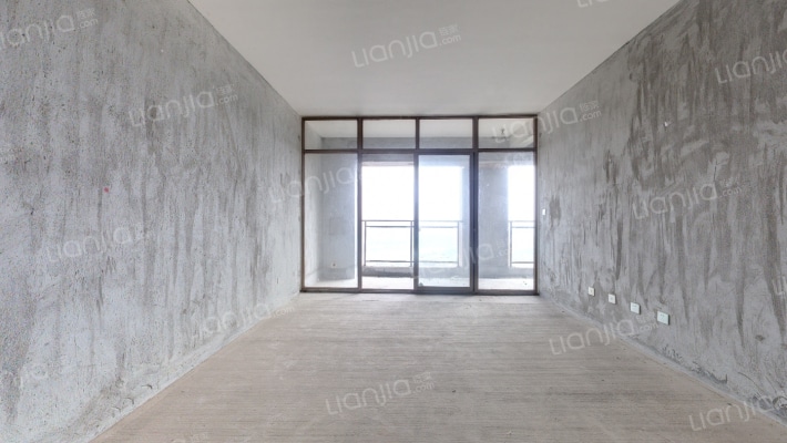 东泰翡翠郡二手房实景图