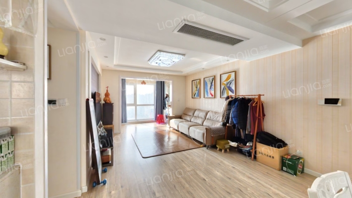 万达华府二手房实景图