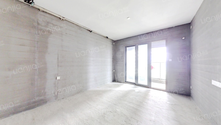 中海阳光橡树园二手房实景图