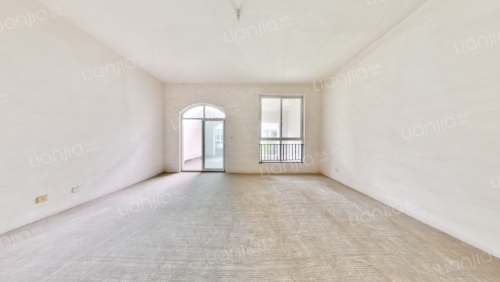 伯爵山二手房实景图