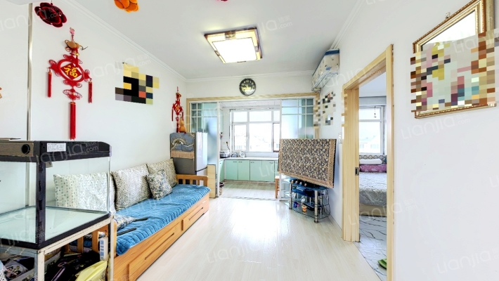 新馨家园二手房实景图